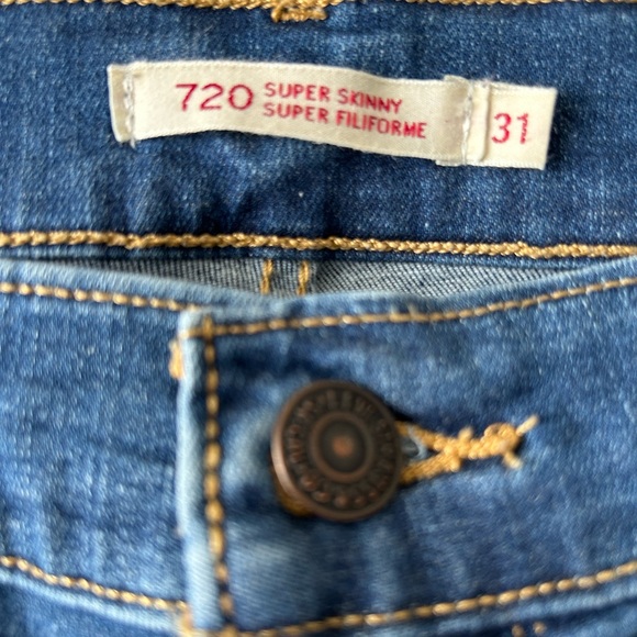Levis super skinny 31w distressed - Picture 2 of 3
